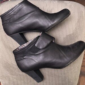 Camper • Women's Ariadna Alto Ankle Boot